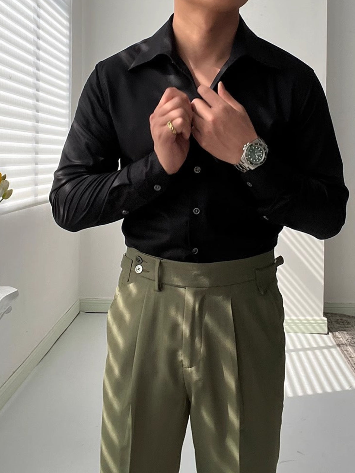 GABRIEL™ | Chemise Col V