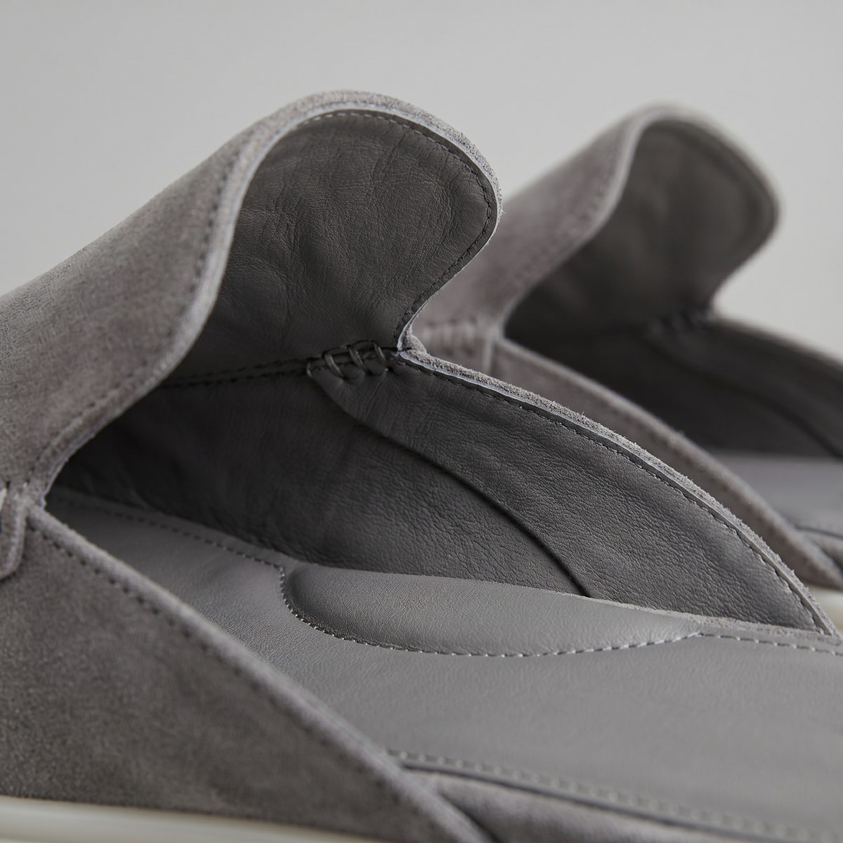 GABRIEL™ | Mocassins à enfiler en daim pour homme