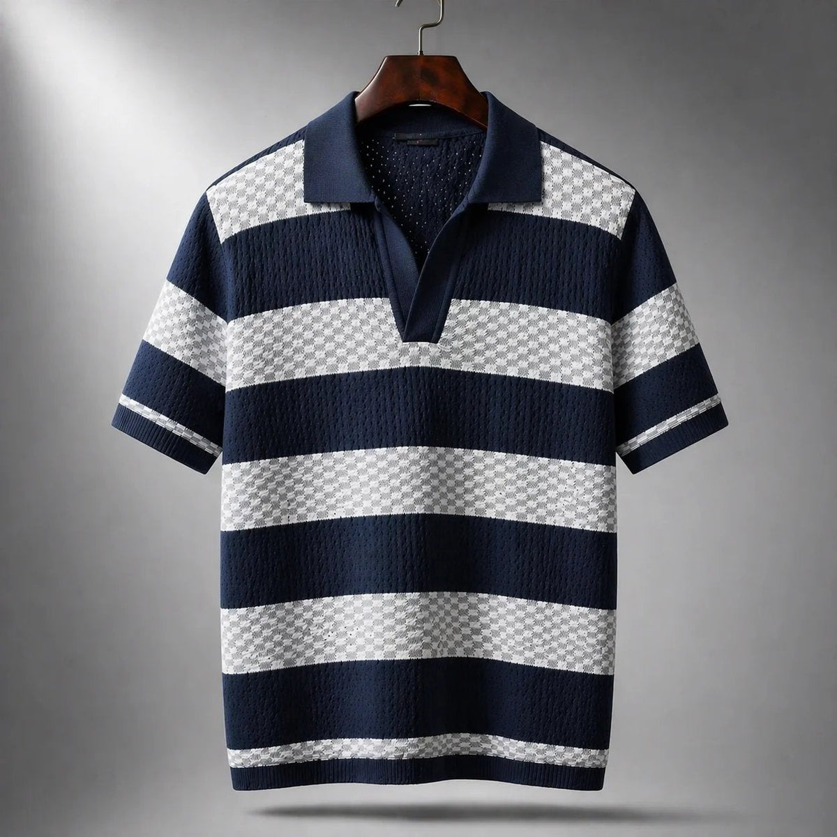 GABRIEL™ | Polo rayé pour homme à col ouvert